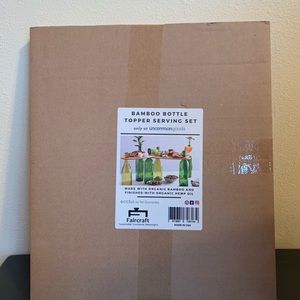 Bamboo bottle topper serving set